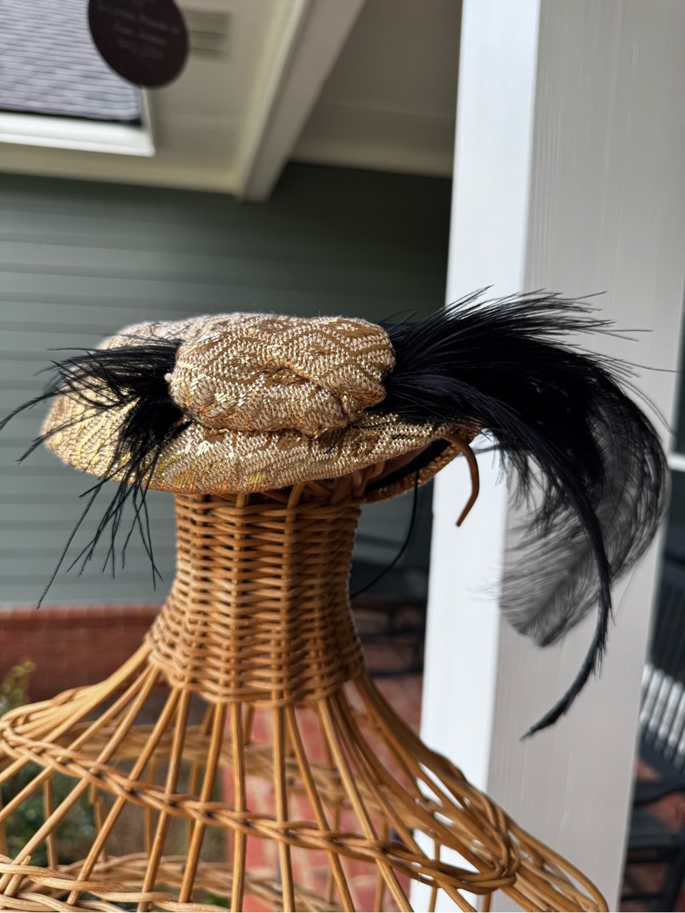 RARE 1940s Janet Meisner NYC Gold Metallic Feather Couture Hat
